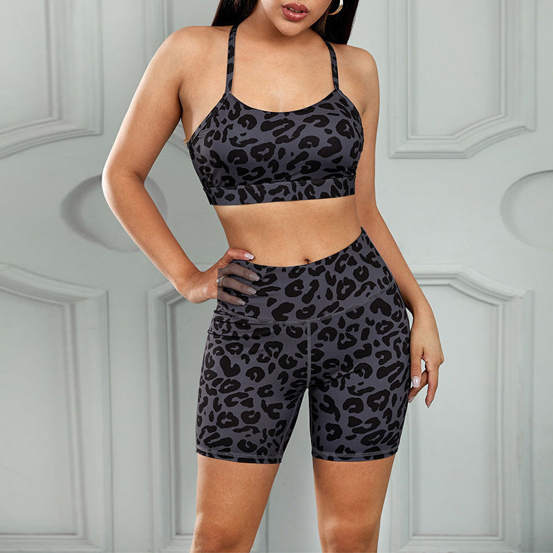 Ropa deportiva con estampado de leopardo - Conjunto de verano para mujer